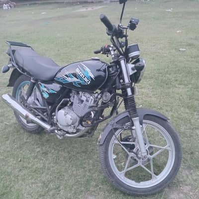 Suzuki GS 150 SE 2022