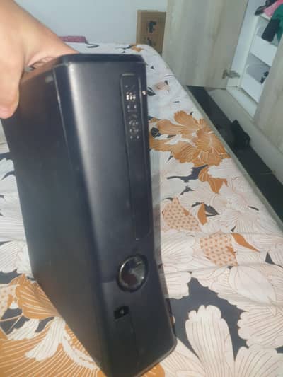 xbox 360 slim no accessories