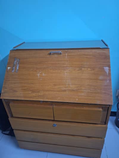 PREMIUM STUDY TABLE WITH HUGE STORAGE CAPACITY (NEGOTIABLE)