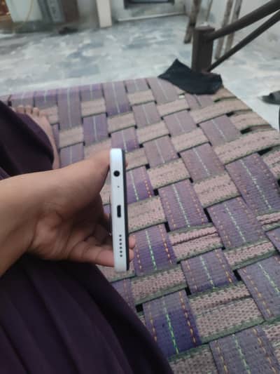 2 Phone For Sale Infinix Smart 7 HD And Realme C2 2/32