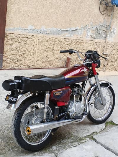 HONDA 125 (2011) FUL OK LUSH