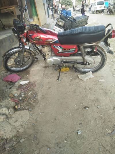 united 125 #03320328559