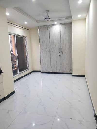 Non furnished Studio apartment available for rent in bahria town phase 4 civic center