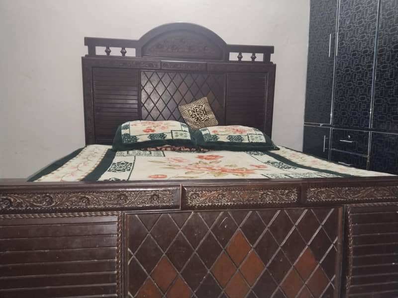 double bed dressing table with side tables 1