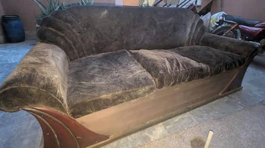 Elegant sofas set for sale