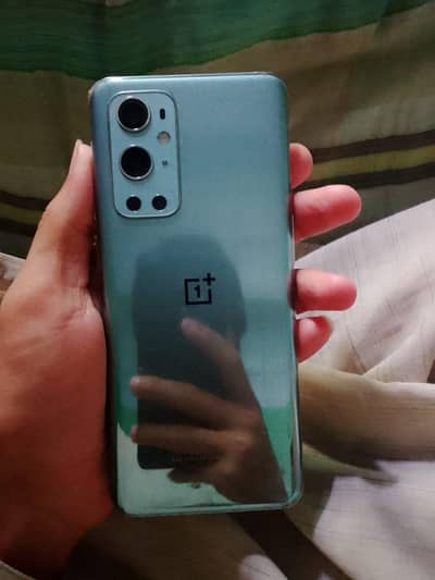 OnePlus 9 pro 12/256