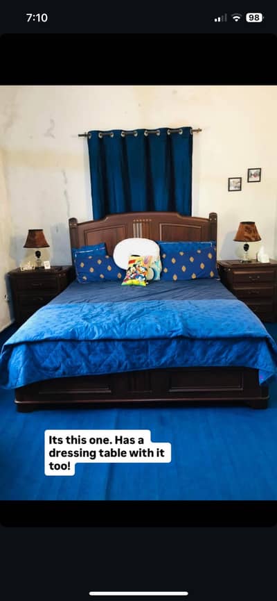 Classic pure wooden heavy bed set