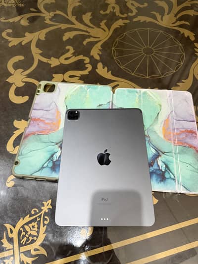 iPad Pro M1 chip 11” inch 128gb