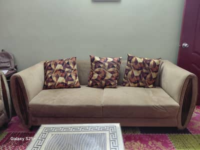 Good condition slightly used  with table