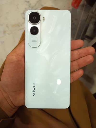 Vivo Y400 8/256