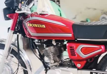 Down model tanki tapy