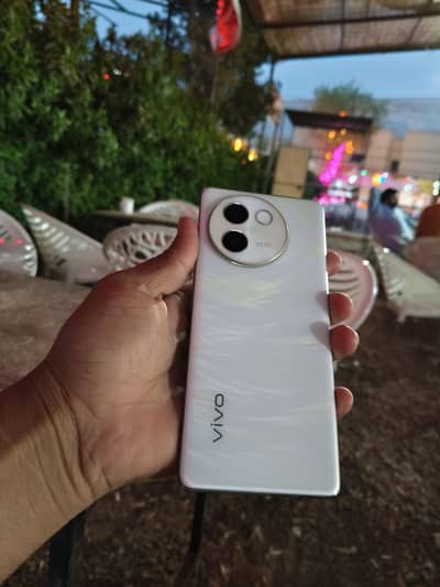 vivo v30e For Sale (8+8) 256