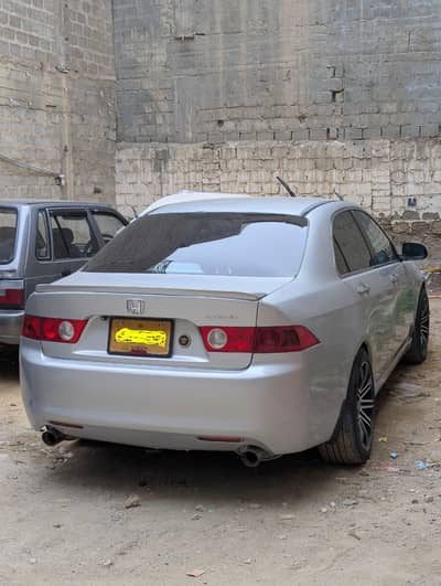 Honda Accord Cl9 model 2003 registration 2007