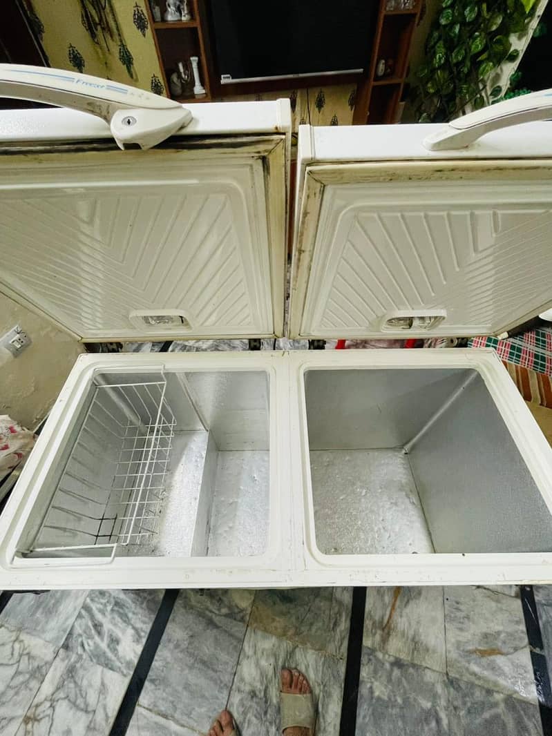 waves deep freezer 1