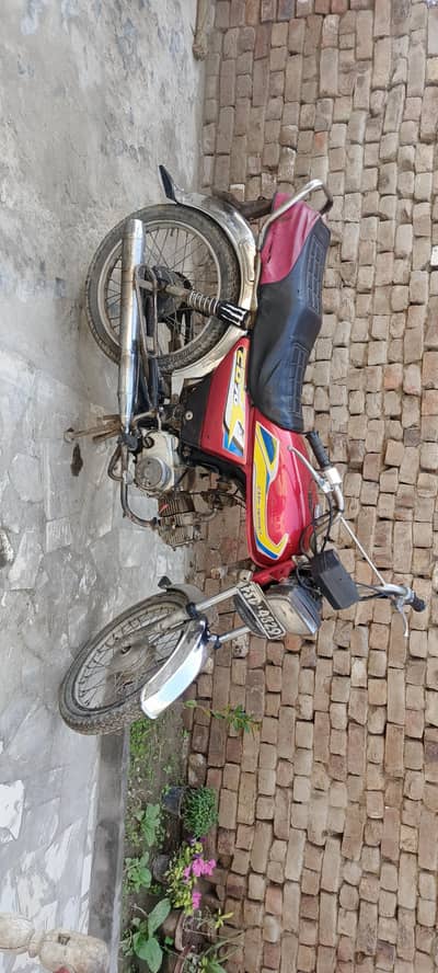 pak her 70cc 2004 model documents all ok ingine all ok