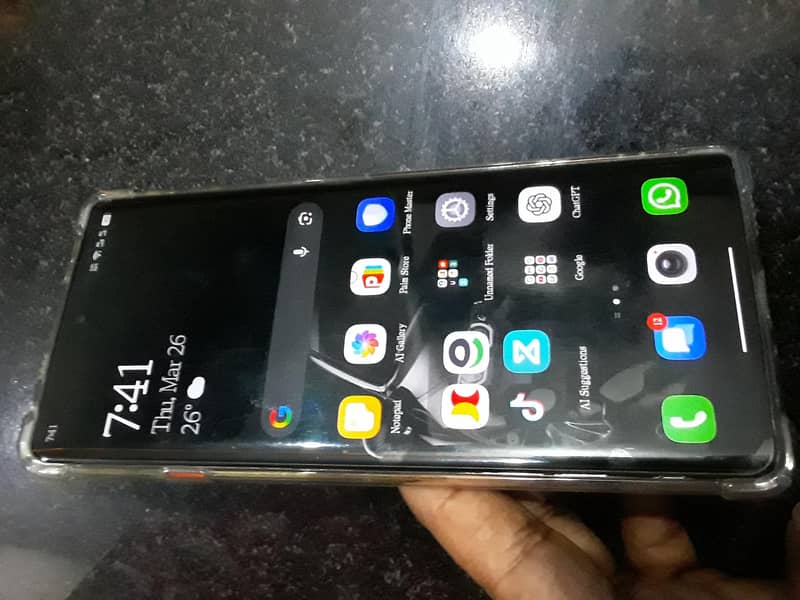 camon 40 pro 1