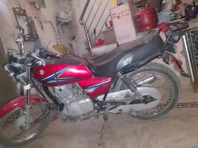 Suzuki first hand used 150cc good condition