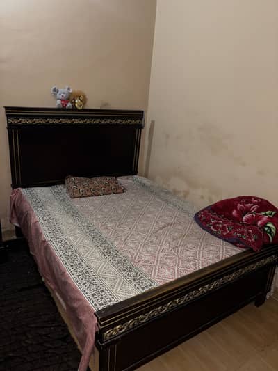 Bed and dressing table and 2-3 seater sofa