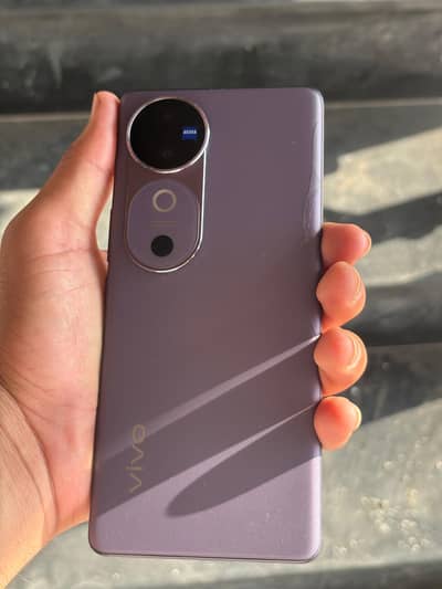 VIVO V40 WITH FULL BOX OFFICIAL PTA APPROVED