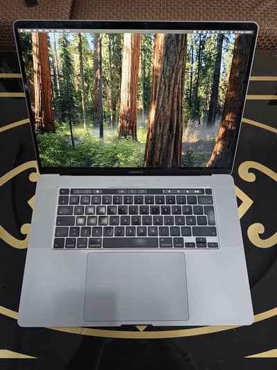 MacBook Pro 16‑inch 2019 – Core i7 2.6 GHz | 32 GB RAM | 1 TB SSD