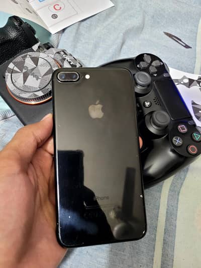 iPhone 7 Plus (Board Dead) – Condition 7/10