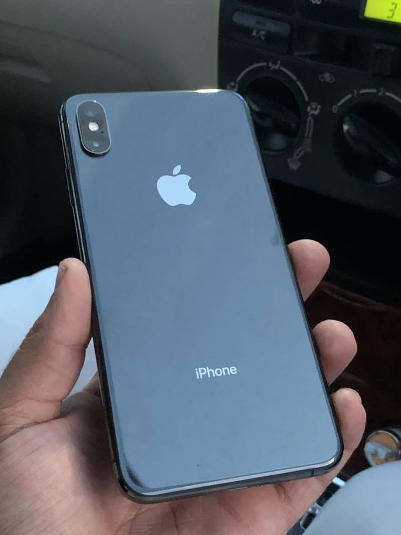 Iphone xs max 6