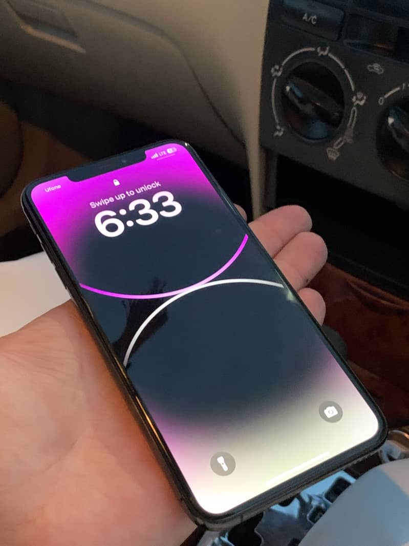 Iphone xs max 8