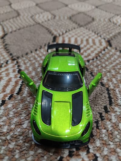 Metal body Mercedes Benz AMG Gt Coupe toy
