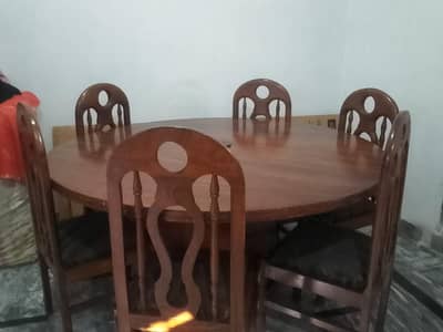 DINING TABLE FOR SALE