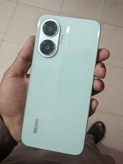 Redmi Turbo 4 Pro (12GB/512GB) – Snapdragon 8s Gen 4, 120FPS Gaming