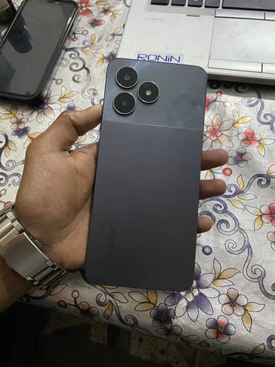 Realme Note 50 4/64 exellent condition with box