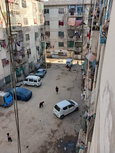 Bismillah Center Super High Way 2 Bed Lounge For Sale