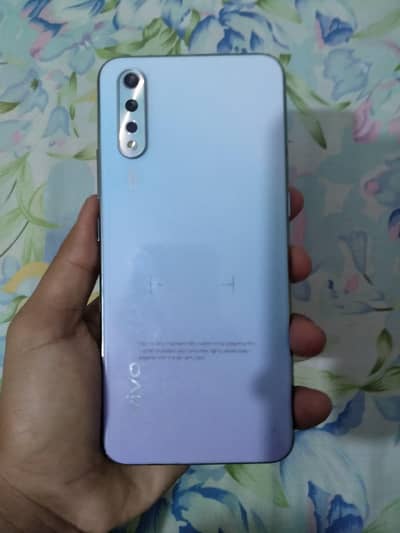 vivo s1