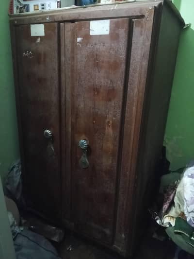 Iron Almirah
