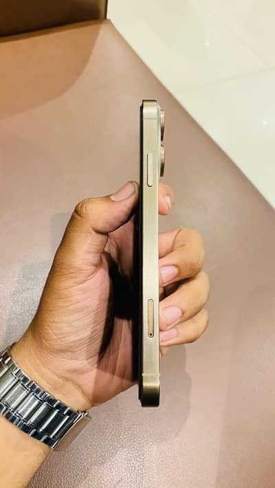 iPhone XR (Converted to 16 Pro ) For Sale