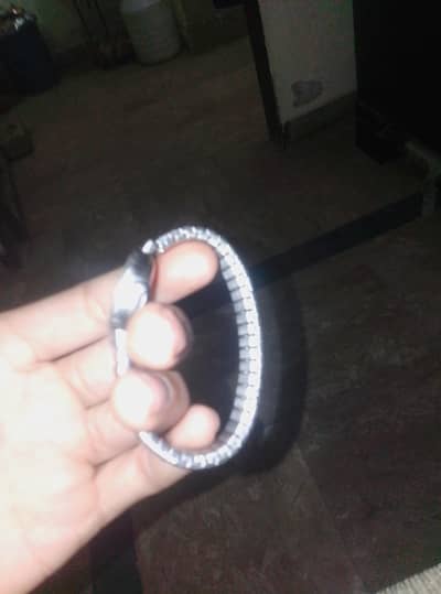 Tomato watch used to with out card with box