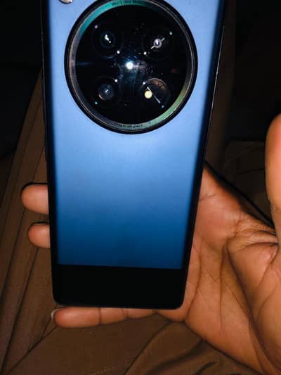 infinix zero40. . 8+8. . 256Gb