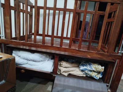 baby cot for sale