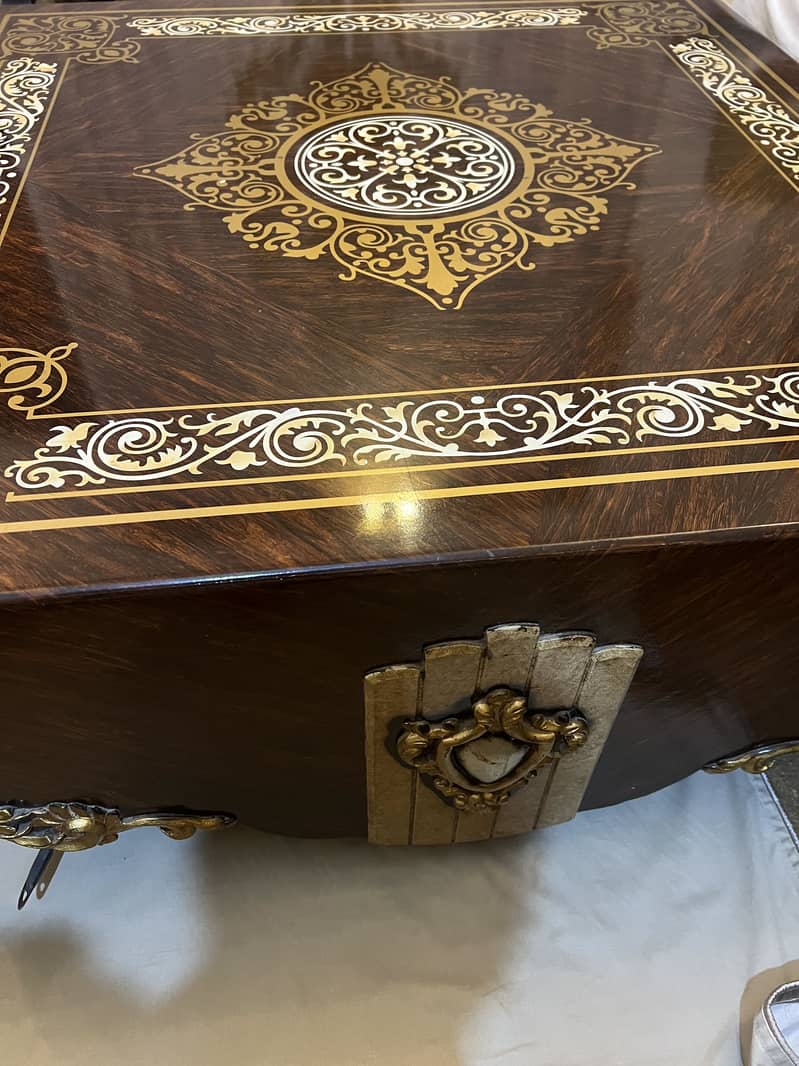 Dining Table | Coffee Table | Console Table | Table 0