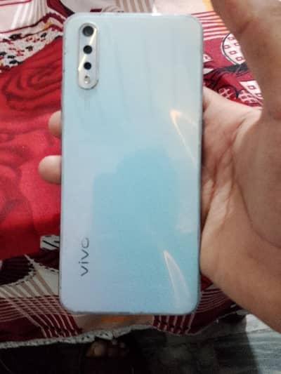 vivo s1 4gb ram. rom 128