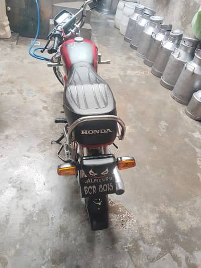 Honda 70 for urgent sale 21 model contact #(0326-6052-881)