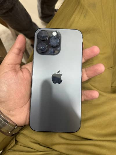 128 gb 10/10 battery 89 water pack