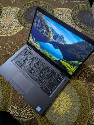 DELL Latitude 5300 LipTop For Sell