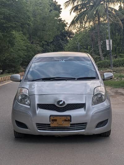 Toyota Vitz 1.0