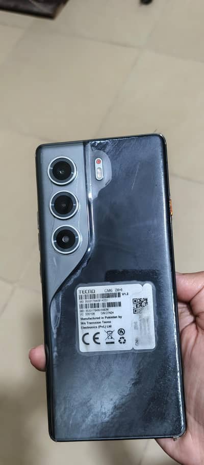 Tecno Camon 40 pro 8 / 256  GB RAM,ROM 10/10 condition with box