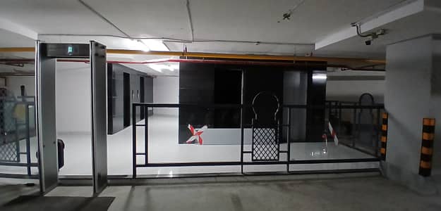 Gulberg Destination Premier Brand New Office 563 SQ Available For Rent!