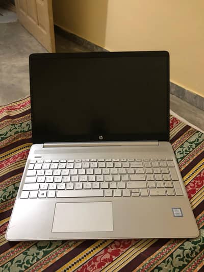 HP 15s Core i3 8th generation 8-256 cond 10/10