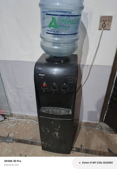 Orient Water Dispenser With Refrigerator