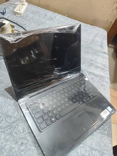 Dell Vostro Core i5 8th Gen 8Gb Gb 256 Gb Ssd 10/10