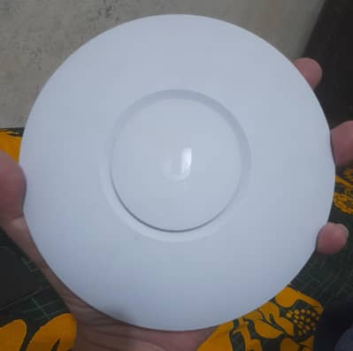 UniFi 6 Lite AP/AC LR